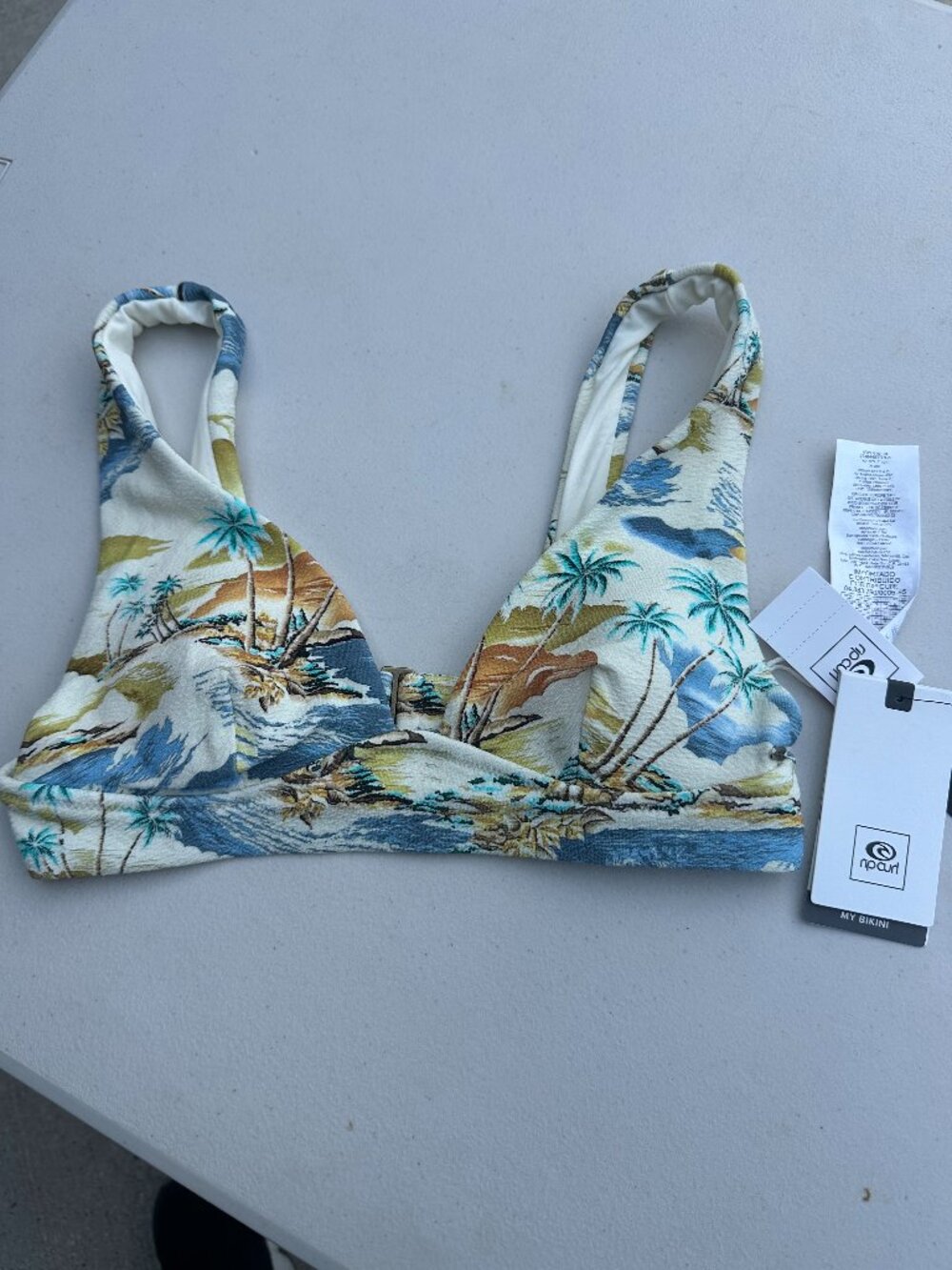 Rip Curl bikini top NWT xs